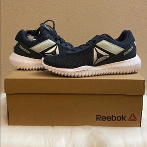 Reebok Flexagon Energy TR Womens blue 5.5 NEW